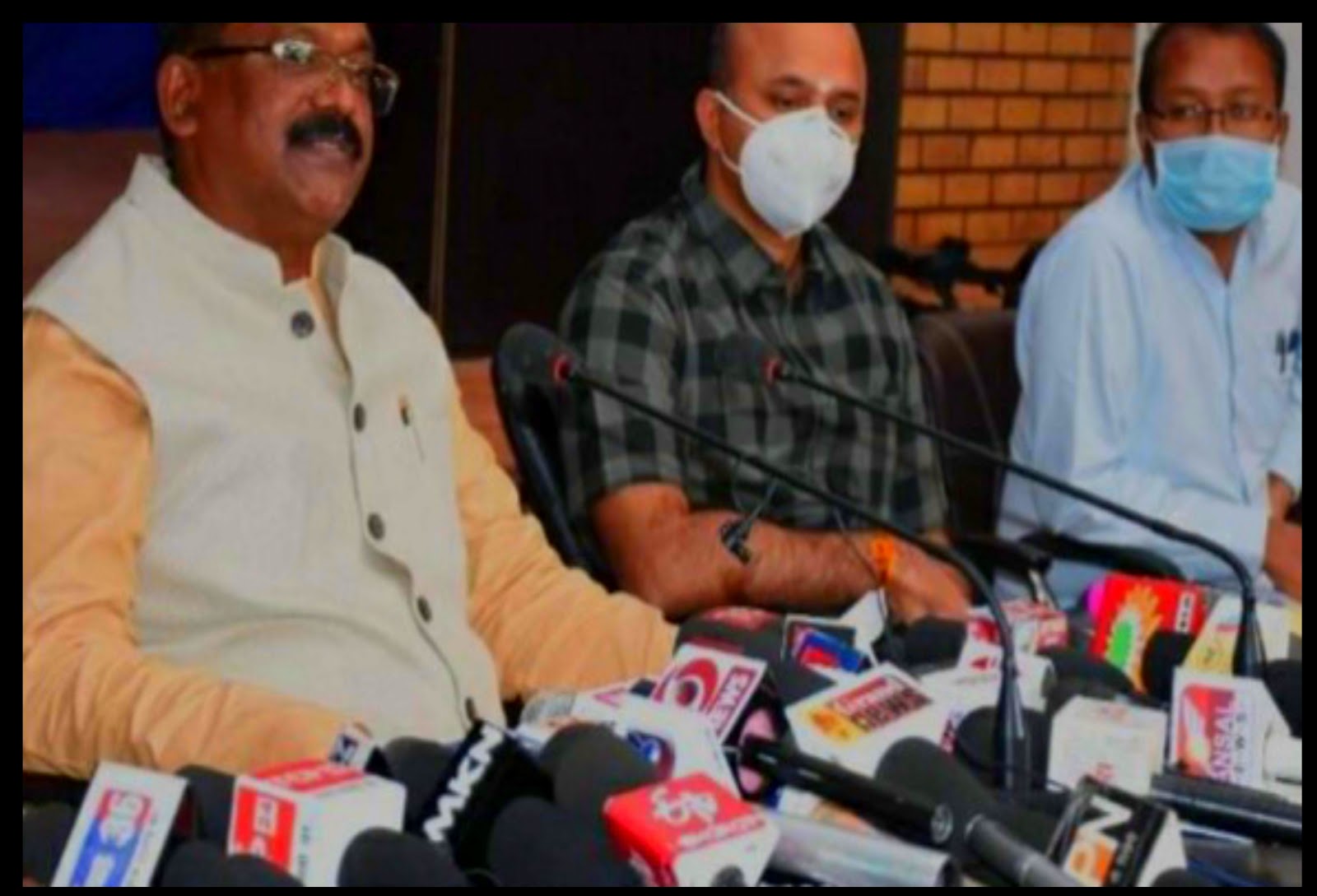 राज्य अलंकरण 2020 : डॉ. निर्मल शुक्ला और विनोद चावड़ा बैरिस्टर छेदीलाल से होंगे पुरस्कृत