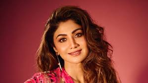 हाईकोर्ट का आदेश — शिल्पा शेट्टी को विदेश जाने से पहले 60 करोड़ रुपये जमा करने होंगे