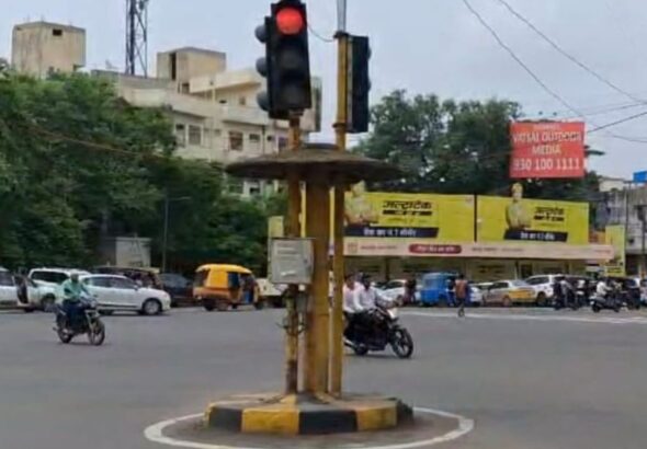 जबलपुर के बंद ट्रैफिक सिग्नलों पर हाईकोर्ट सख्त, सरकार से मांगा एकरूपता का प्रस्ताव